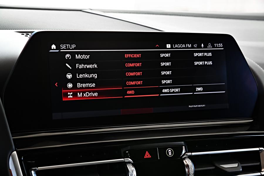 Детали интерьера BMW M8 Competition Coupe (F92) 2019 года  (UK) (фото 148 из 157)